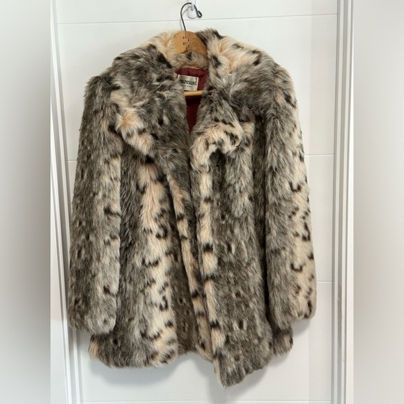 💗Vintage💗 Irving Posluns: Women’s Vintage Faux Fur Coat- Size 11-12 - Picture 4 of 14